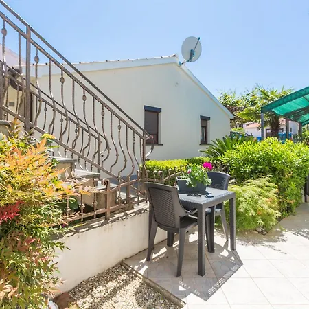 Apartment Leni In In Strandnaehe Porec