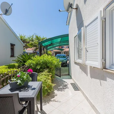 Apartment Leni In In Strandnaehe *