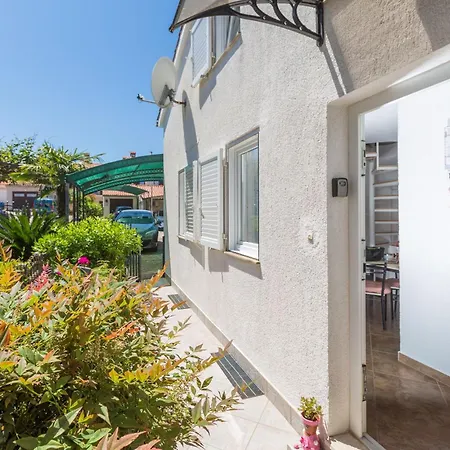 Apartman Leni In In Strandnaehe *